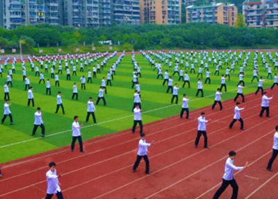 2025年初中生可以读的昆明汽修学校