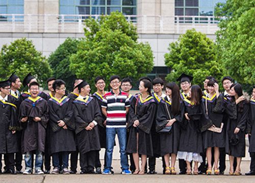 2024昆明公办药剂学校有哪些